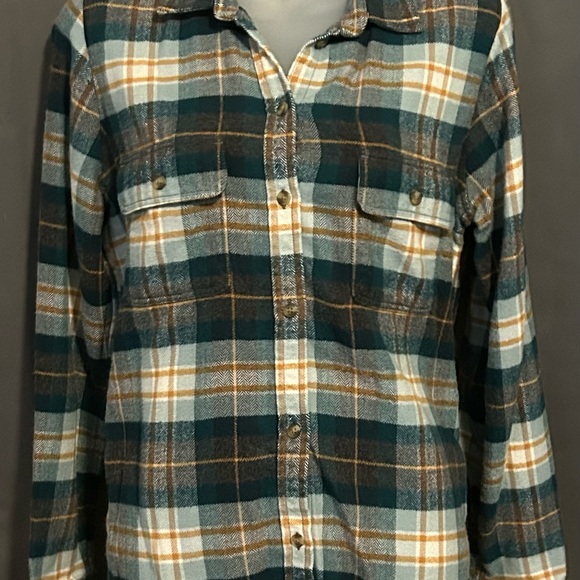 American Eagle Women's Ahh-Mazingly Soft Flannel Shirt Green Plaid Size Medium - Picture 2 of 8